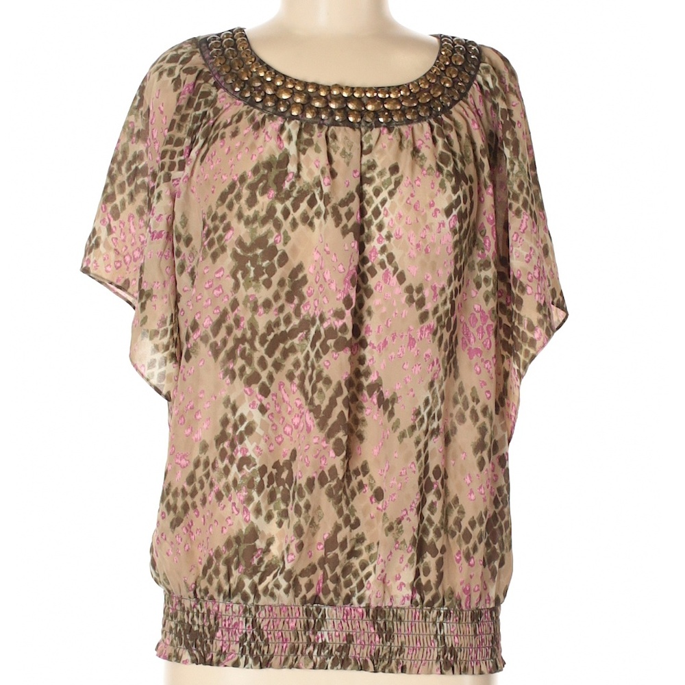 NWT Beautiful CDW Summer Top Medium